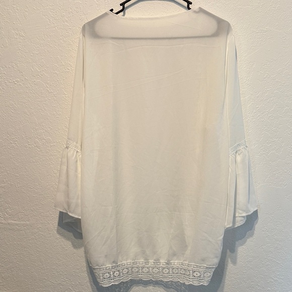 White Open-Front Kimono Cardigan (no tag, fits like M/L) Boho Bell Sleeve Lace - Picture 6 of 6